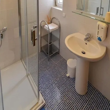 Ive Apartment *